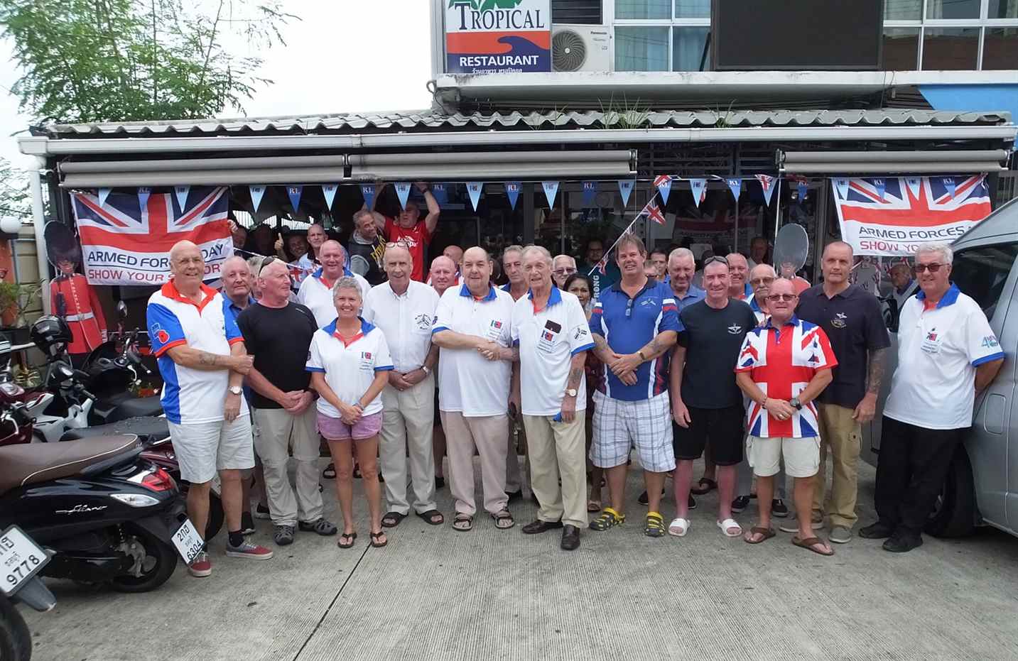 Members outside Tropical Bar Pattaya